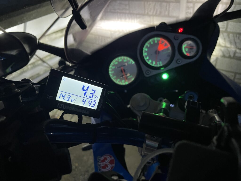 ZR7-S　2026年4月30日　朝　油温4.3度