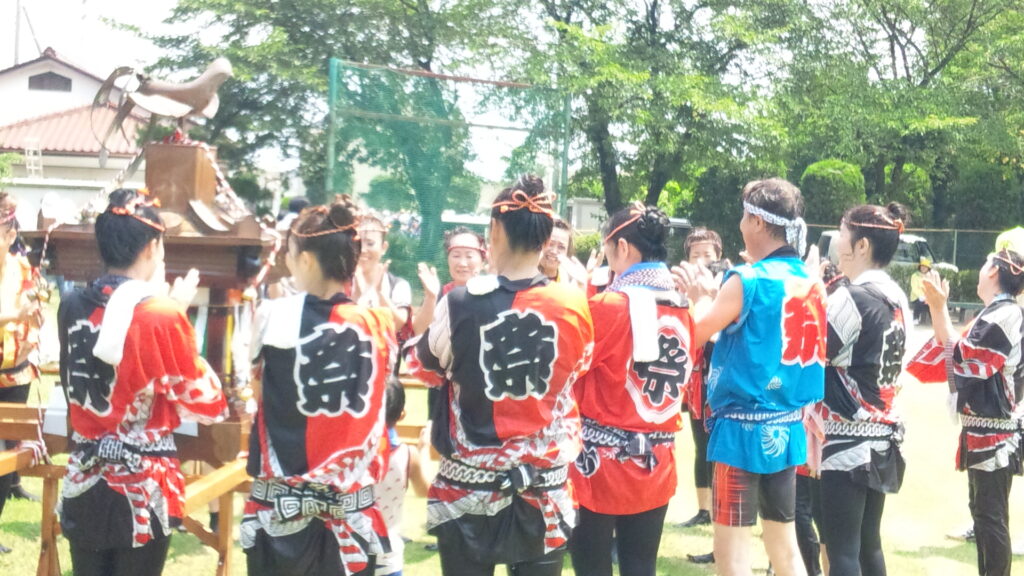 2012矢場新町　夏祭り　女神輿