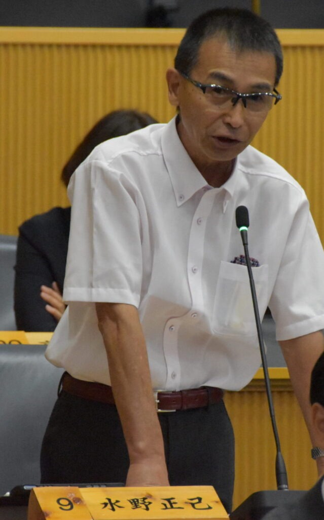 2026年6月議会／議案質疑　6月19日