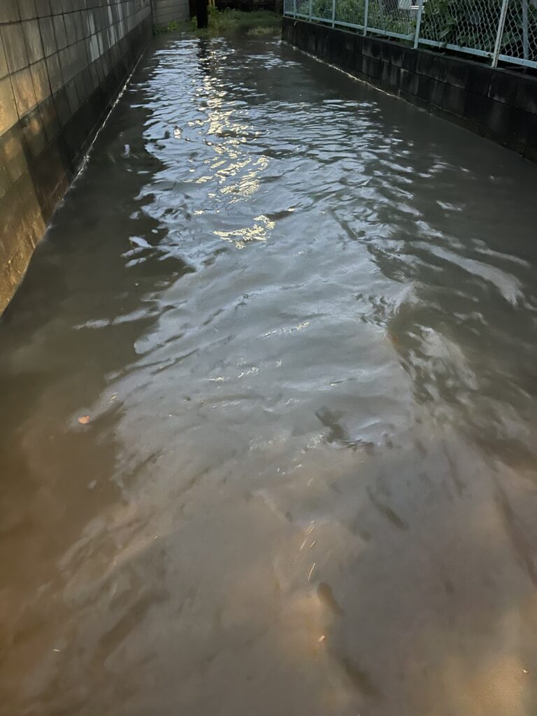 大雨冠水 石原町 2026年7月17日